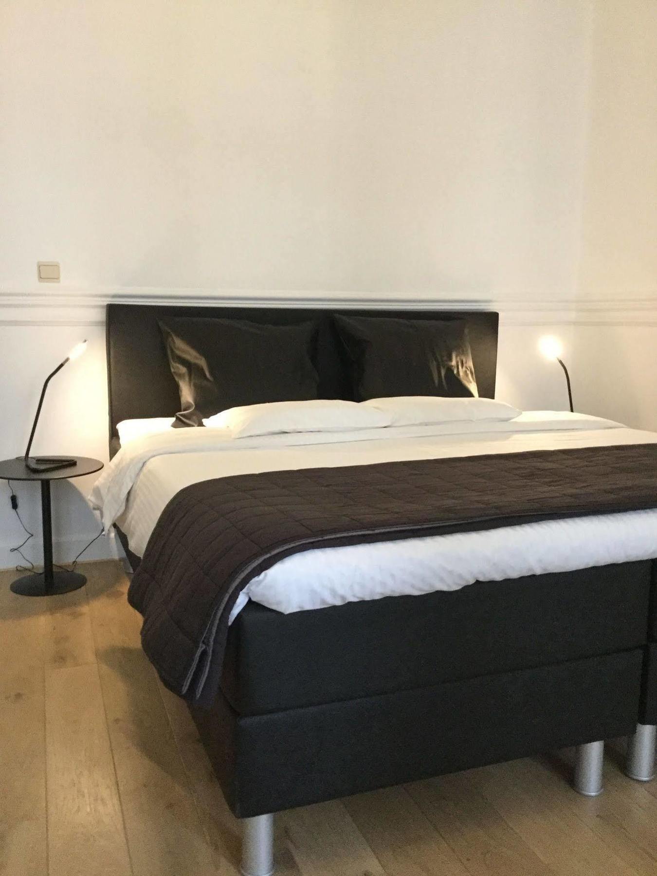 B&B Downtown Bxl Brüksel Dış mekan fotoğraf